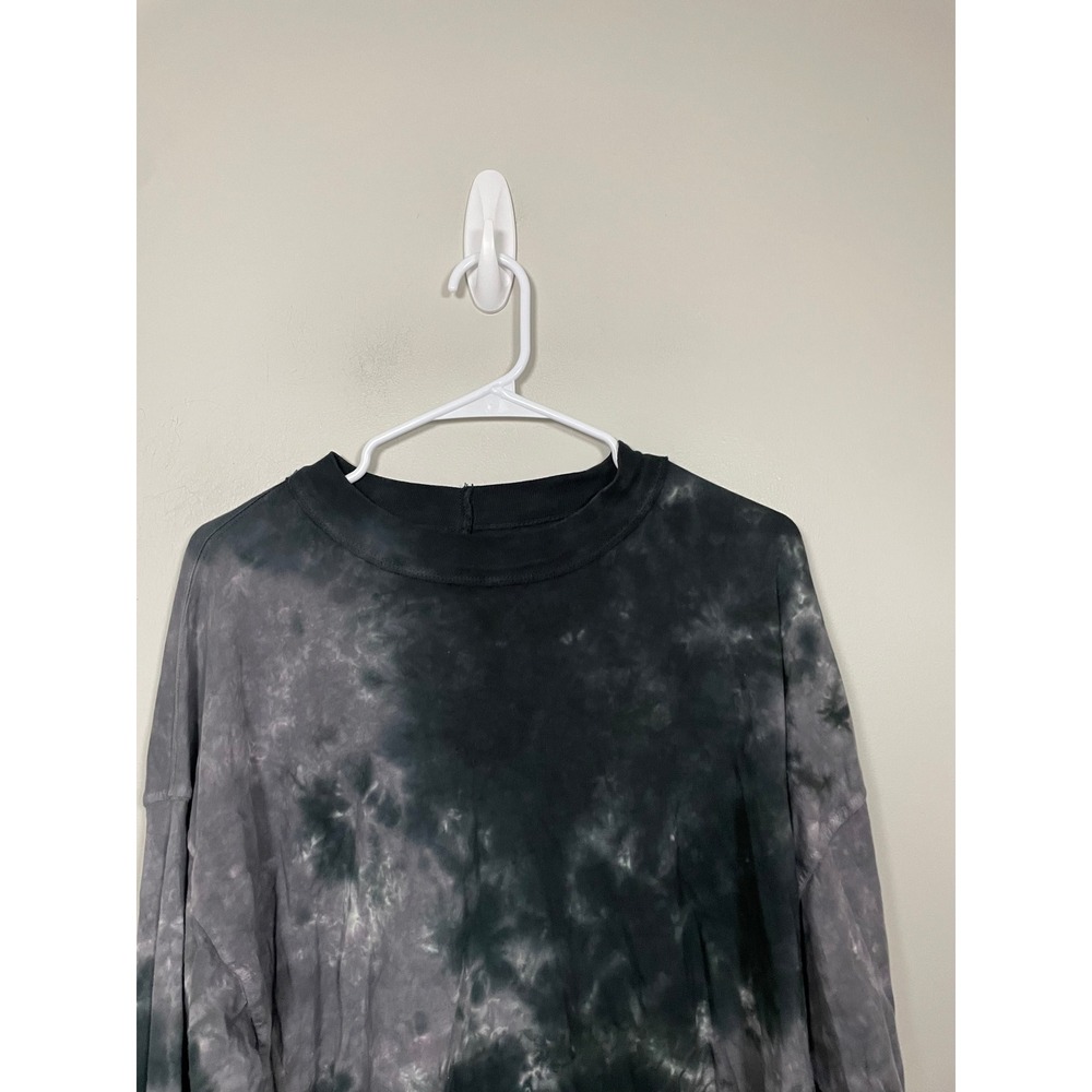 Free People We The Free Be Free Tie Dye Tee in Gray Size Large Boho Casual - Picture 2 of 6